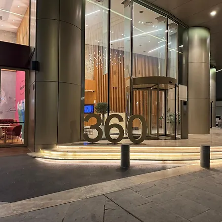 Apartment Wealthystays 360 Luxury