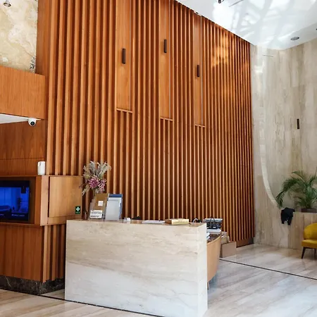 Wealthystays 360 Luxury *