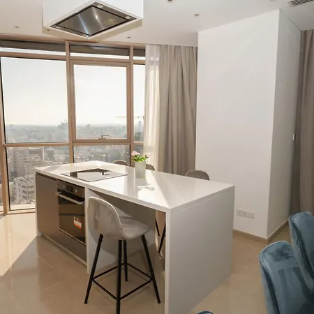 Wealthystays 360 Luxury Apartment Nicosia
