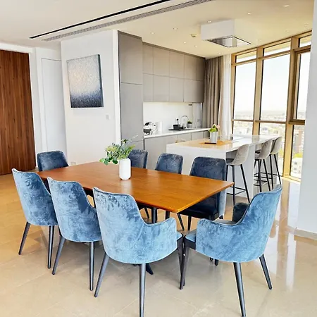 Apartment Wealthystays 360 Luxury