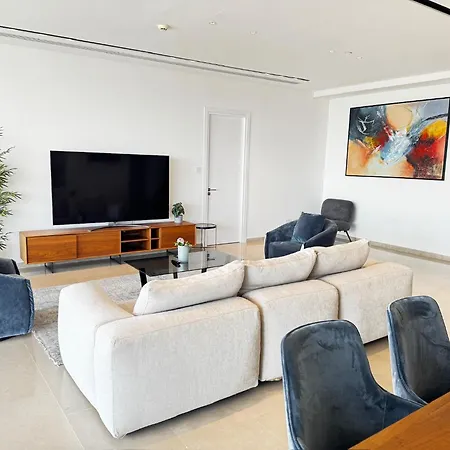 Wealthystays 360 Luxury Appartement *